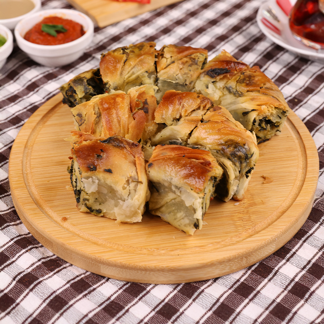 ISPANAKLI ARNAVUT BÖREĞİ