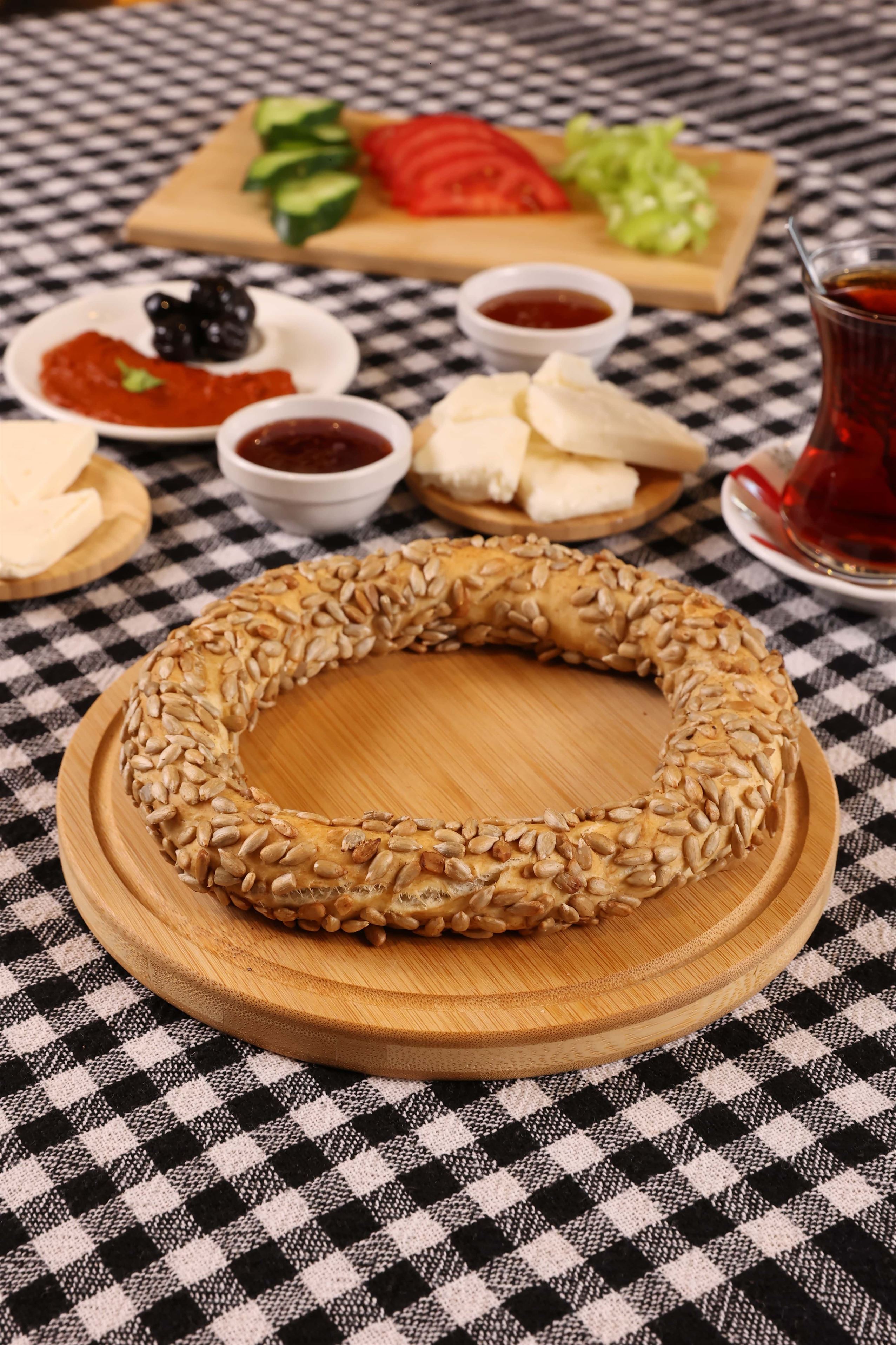 ÇEKİRDEKLİ SİMİT